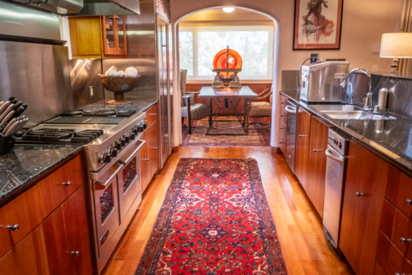 Long Kitchen